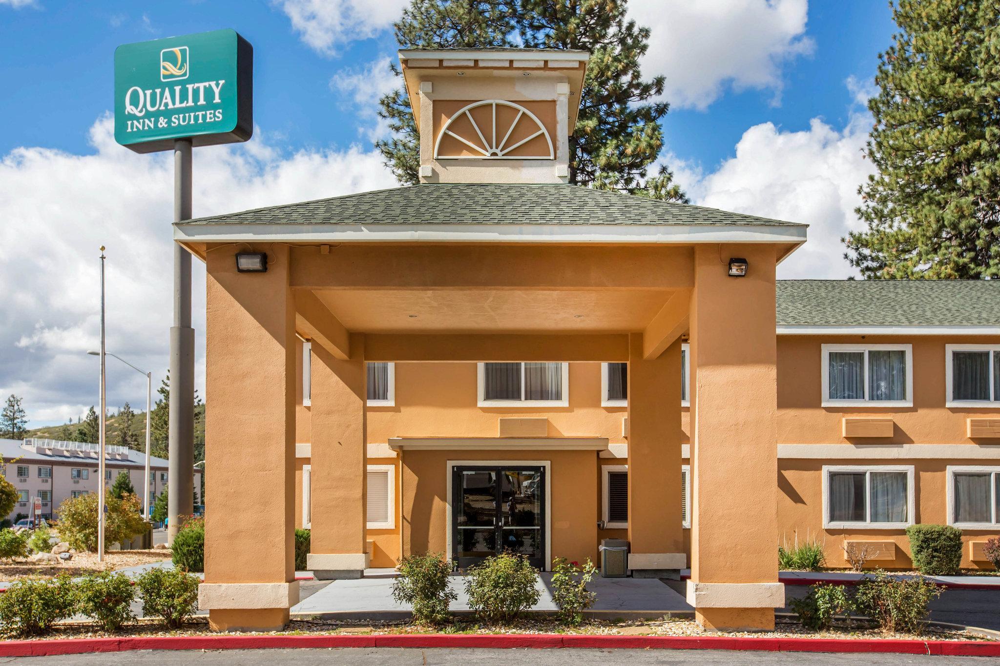 Quality Inn & Suites Weed Bagian luar foto