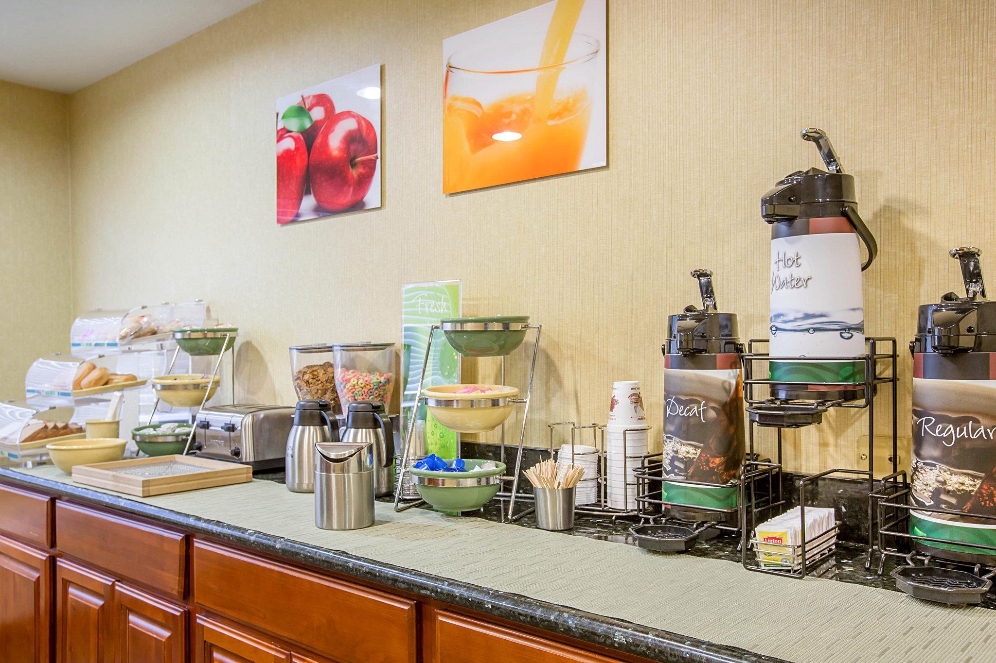 Quality Inn & Suites Weed Bagian luar foto