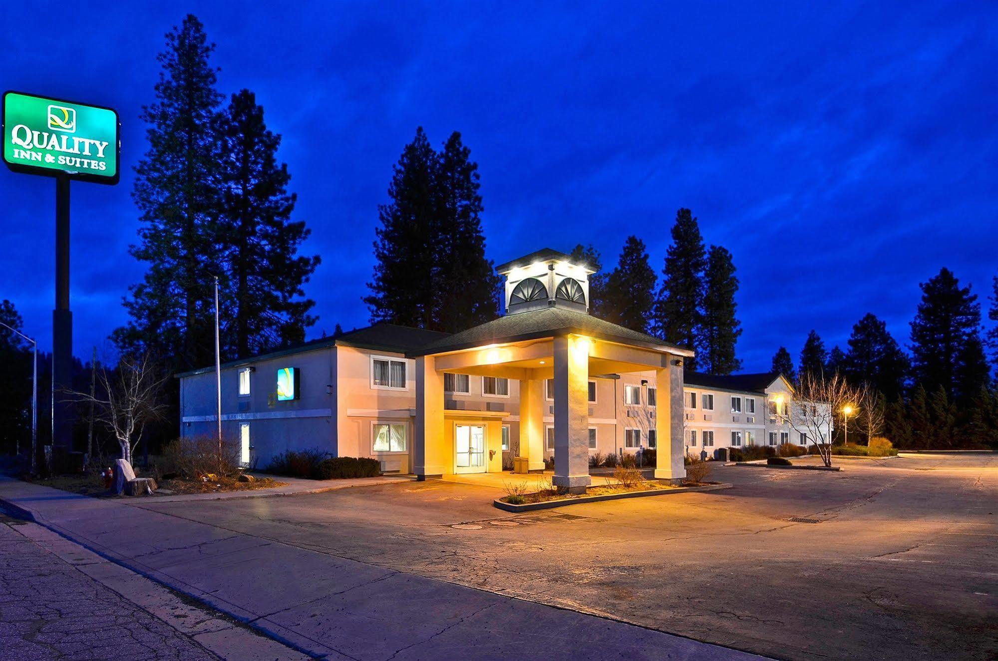 Quality Inn & Suites Weed Bagian luar foto